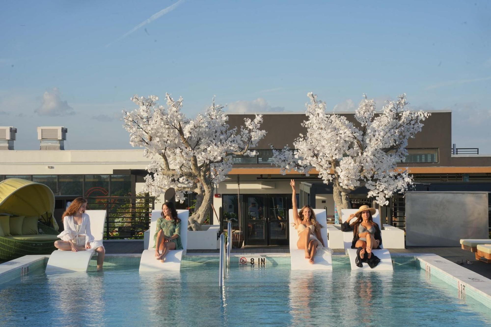 Dolce By Wyndham Hollywood Hotel Kültér fotó