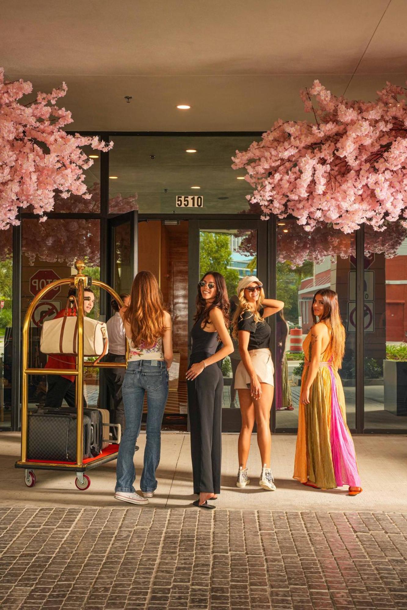 Dolce By Wyndham Hollywood Hotel Kültér fotó